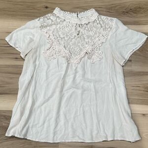 Clover + Scout Ivory Lace Trim Blouse Shirt Women’s Medium